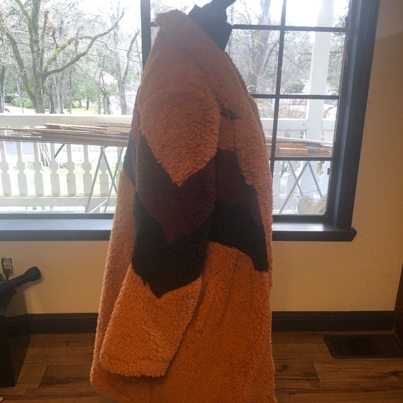 Love Tree Teddy Bear Fleece Jacket - Picture 4 of 8